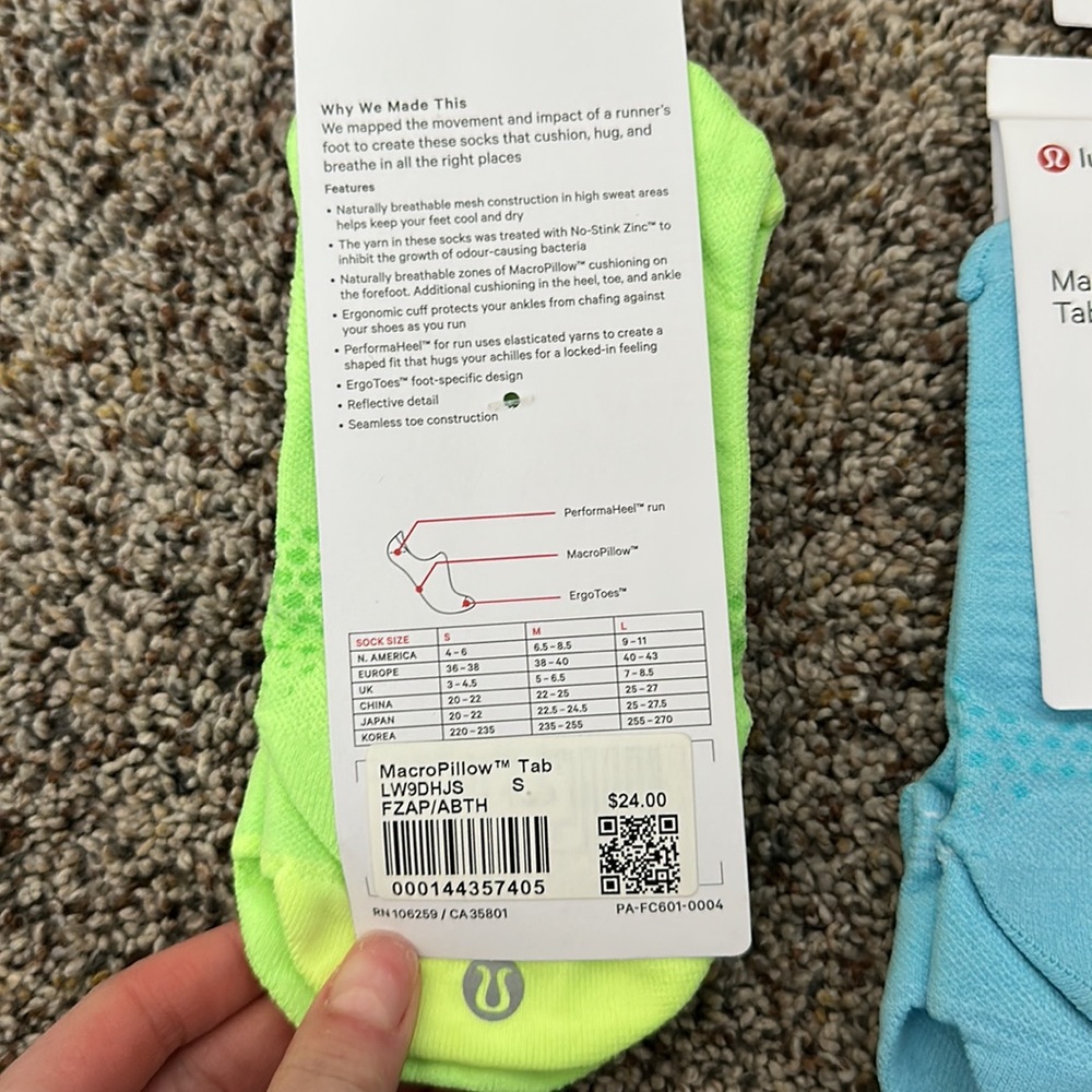 Lululemon socks - Picture 2 of 4